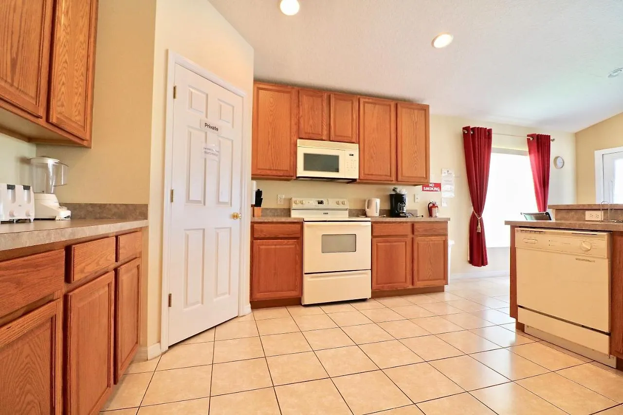 Perfect Large Gated W Pool Near Golf Course Villa