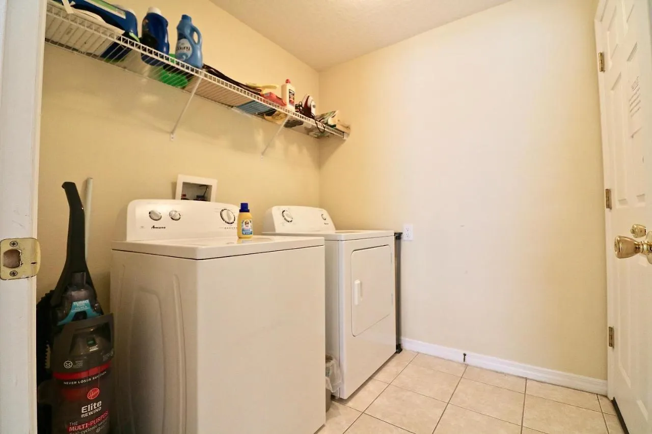 Perfect Large Gated W Pool Near Golf Course * Kissimmee