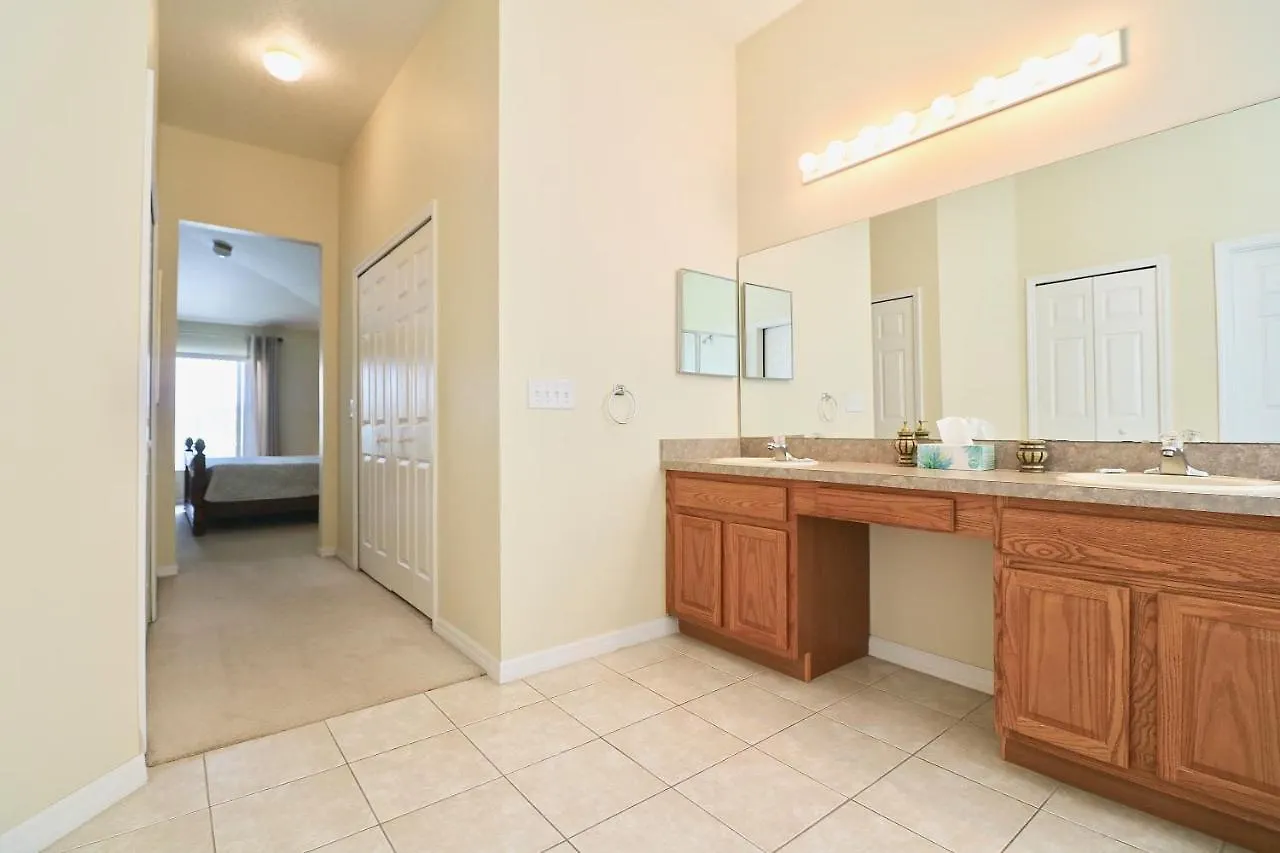 Perfect Large Gated W Pool Near Golf Course Villa *