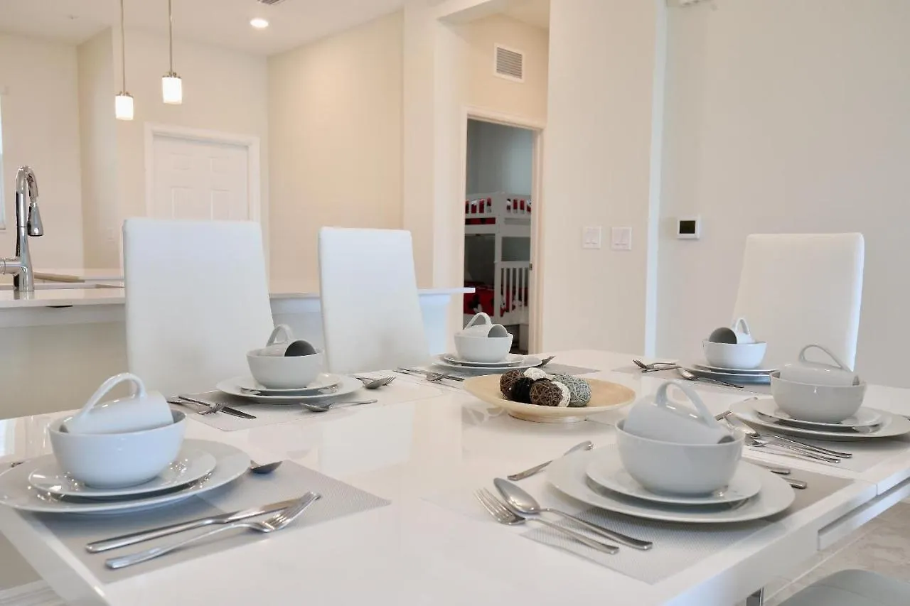 Spectacular 2 Bedroom In Spectacular Storey Community Next To Disney! * Kissimmee