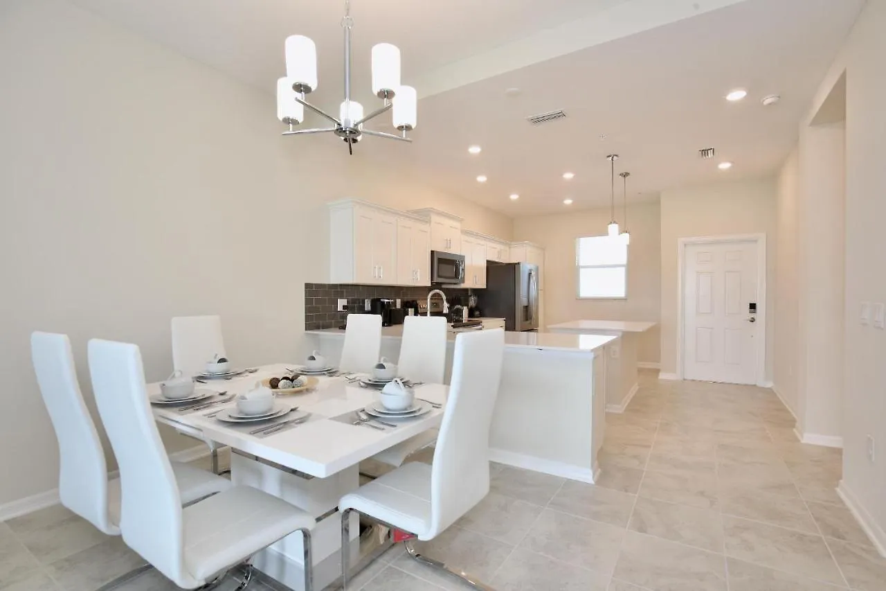 Spectacular 2 Bedroom In Spectacular Storey Community Next To Disney! * Kissimmee