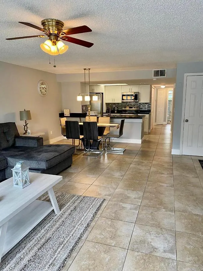 Grand 3br Getaway Near Parks Apartment Kissimmee