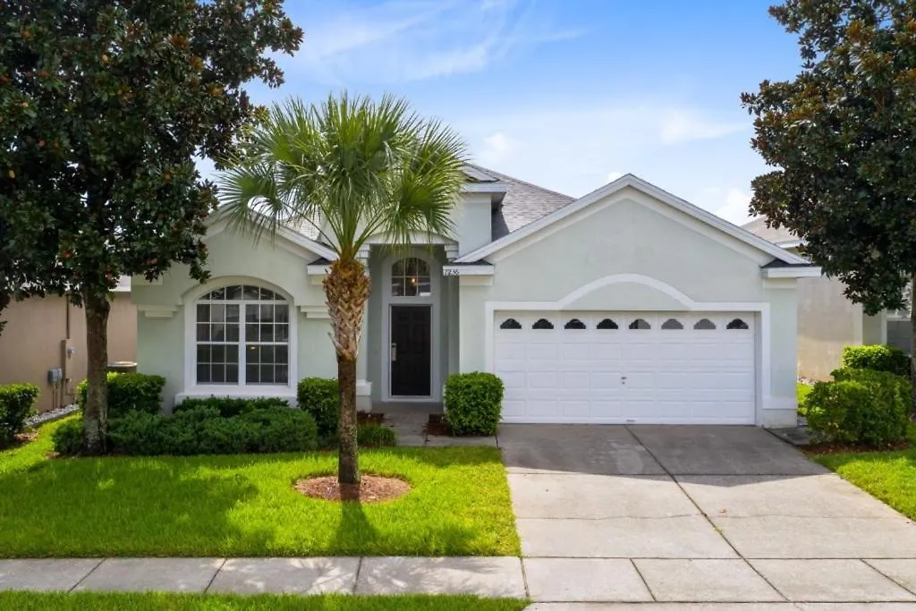 Immaculate 4 Bedrooms 3 Bathroom In Windsor Palms
