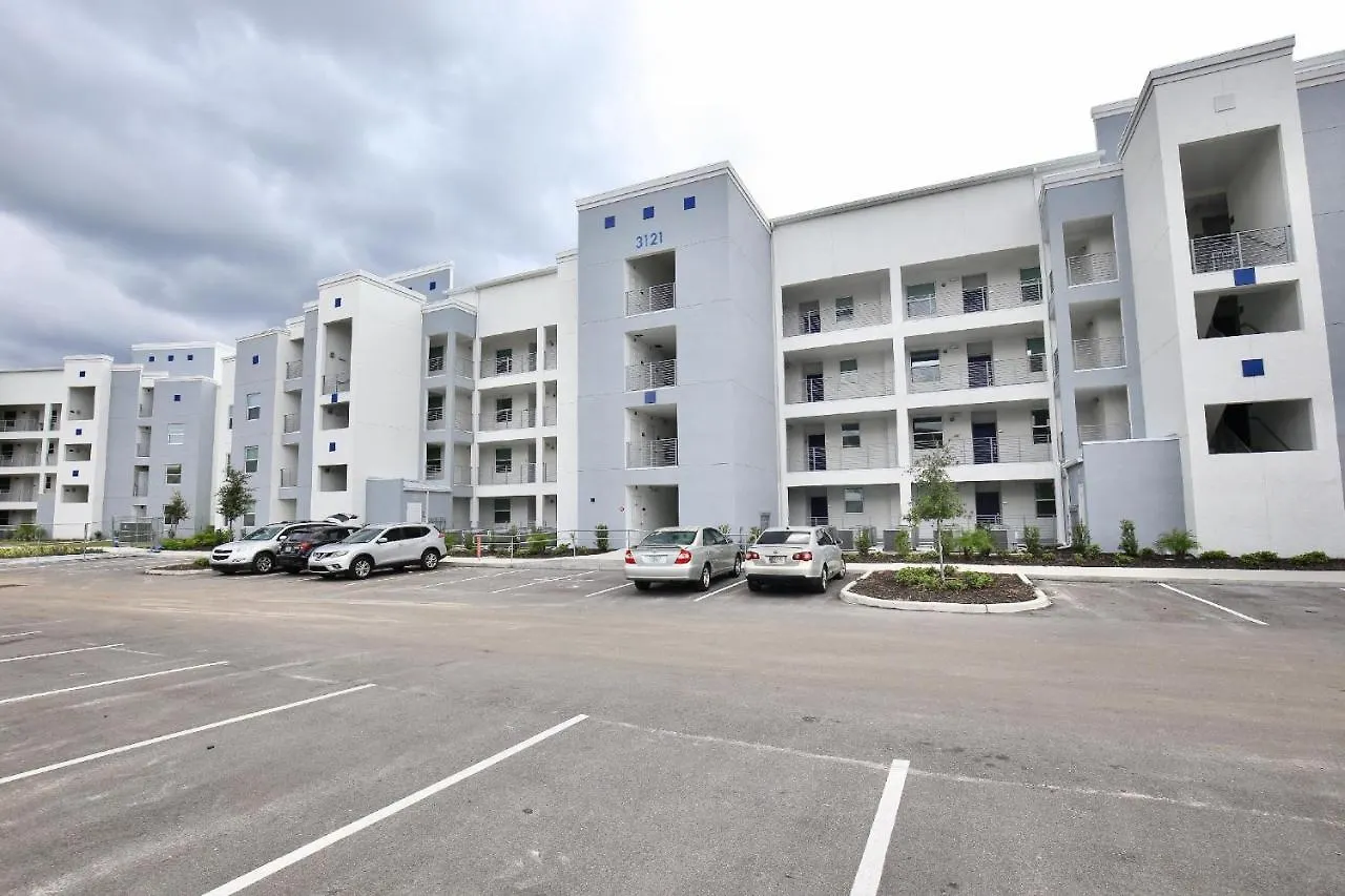Spectacular 2 Bedroom In Spectacular Storey Community Next To Disney! Kissimmee