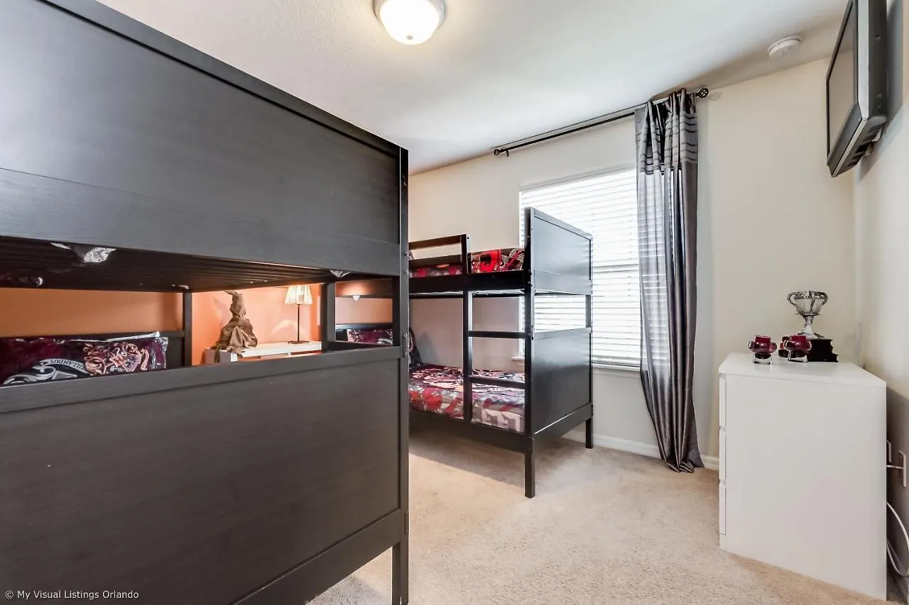 Townhome Wprivate Pool & Bbq, Near Holiday home *