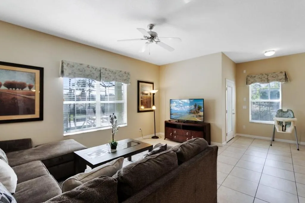 Feriehus 5 Bed 4 Bath Town With South Facing Pool Townhouse