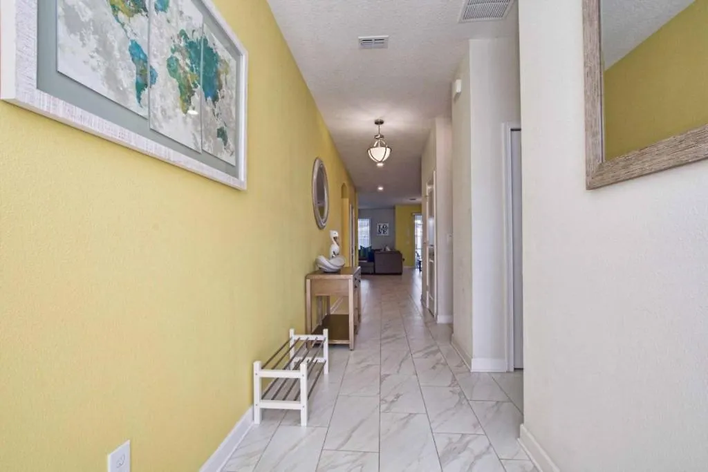 Storey Lake-6 Bedroom Pool - 1675st Semesterbostad *