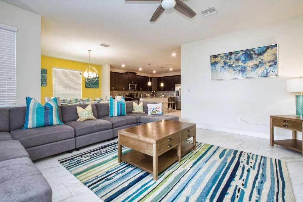 Storey Lake-6 Bedroom Pool - 1675st