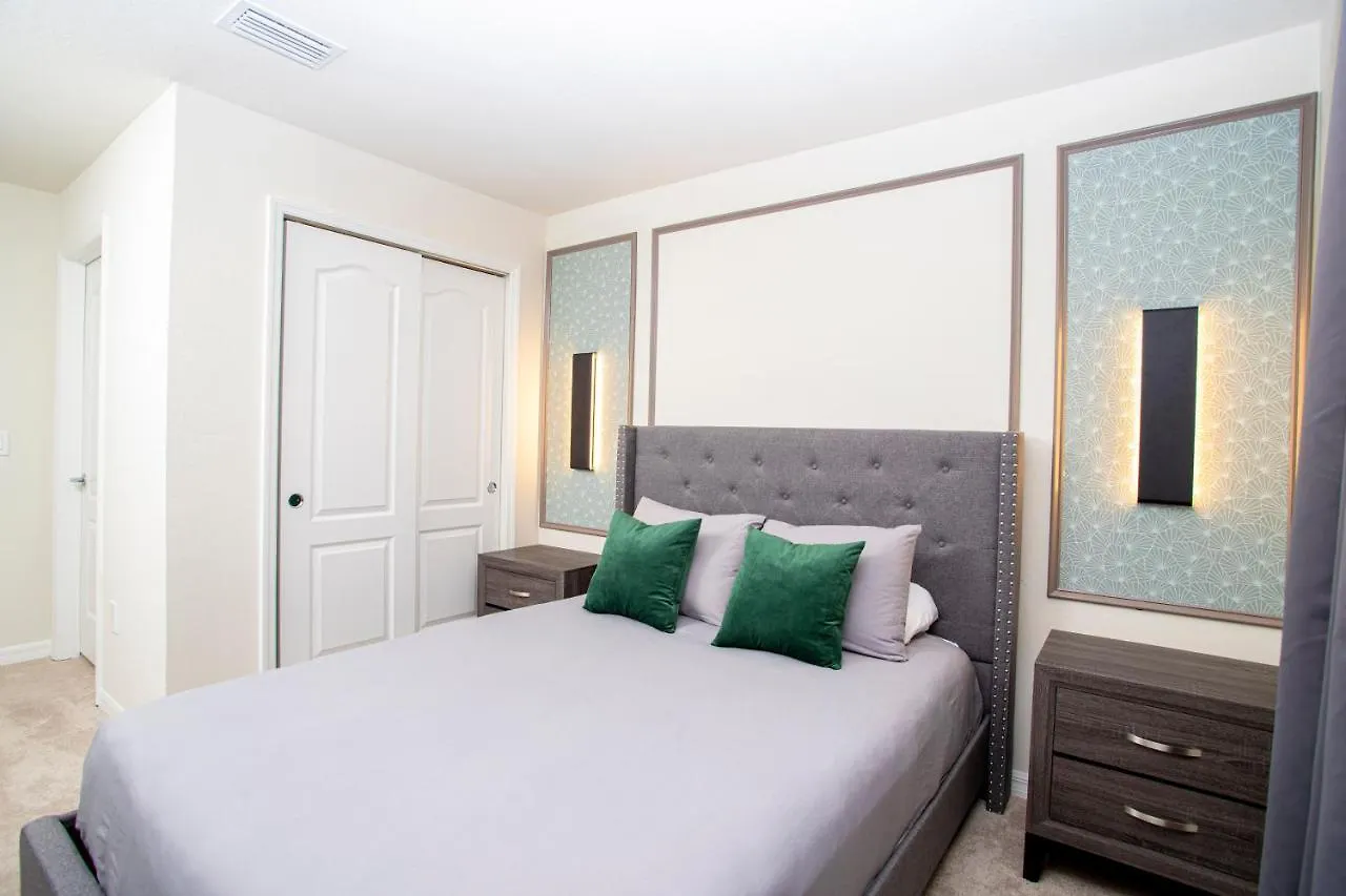 Holiday home Windsor At Westside *