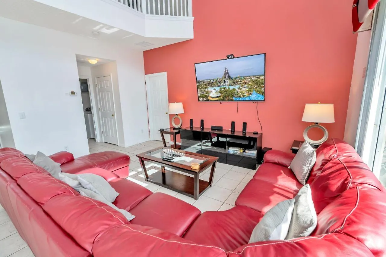 Holiday home Dream With Hot Tub, Pool, Xbox, Games Room, Lakeview, 10 Min To Disney, Clubhouse Kissimmee