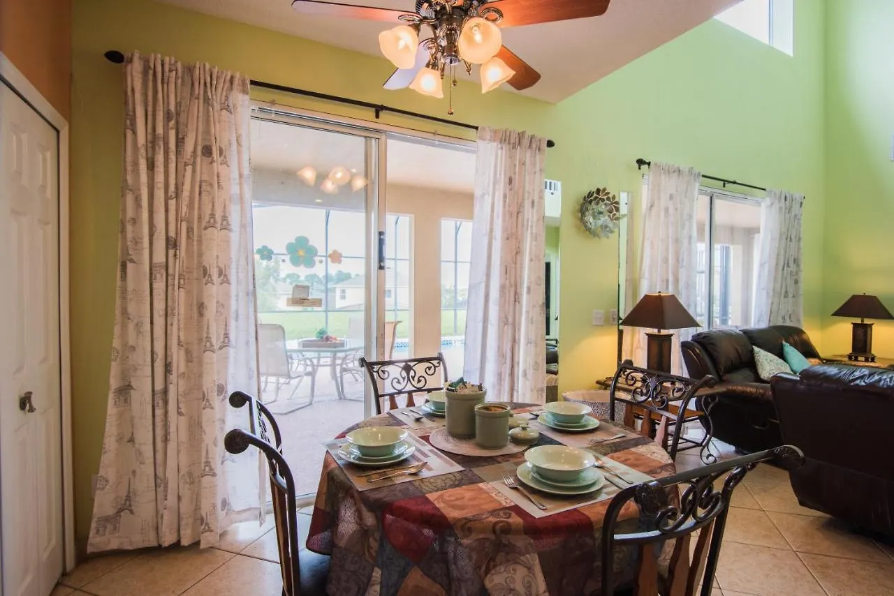 Group Friendly 8br With Private Pool 5 Miles To Holiday home
