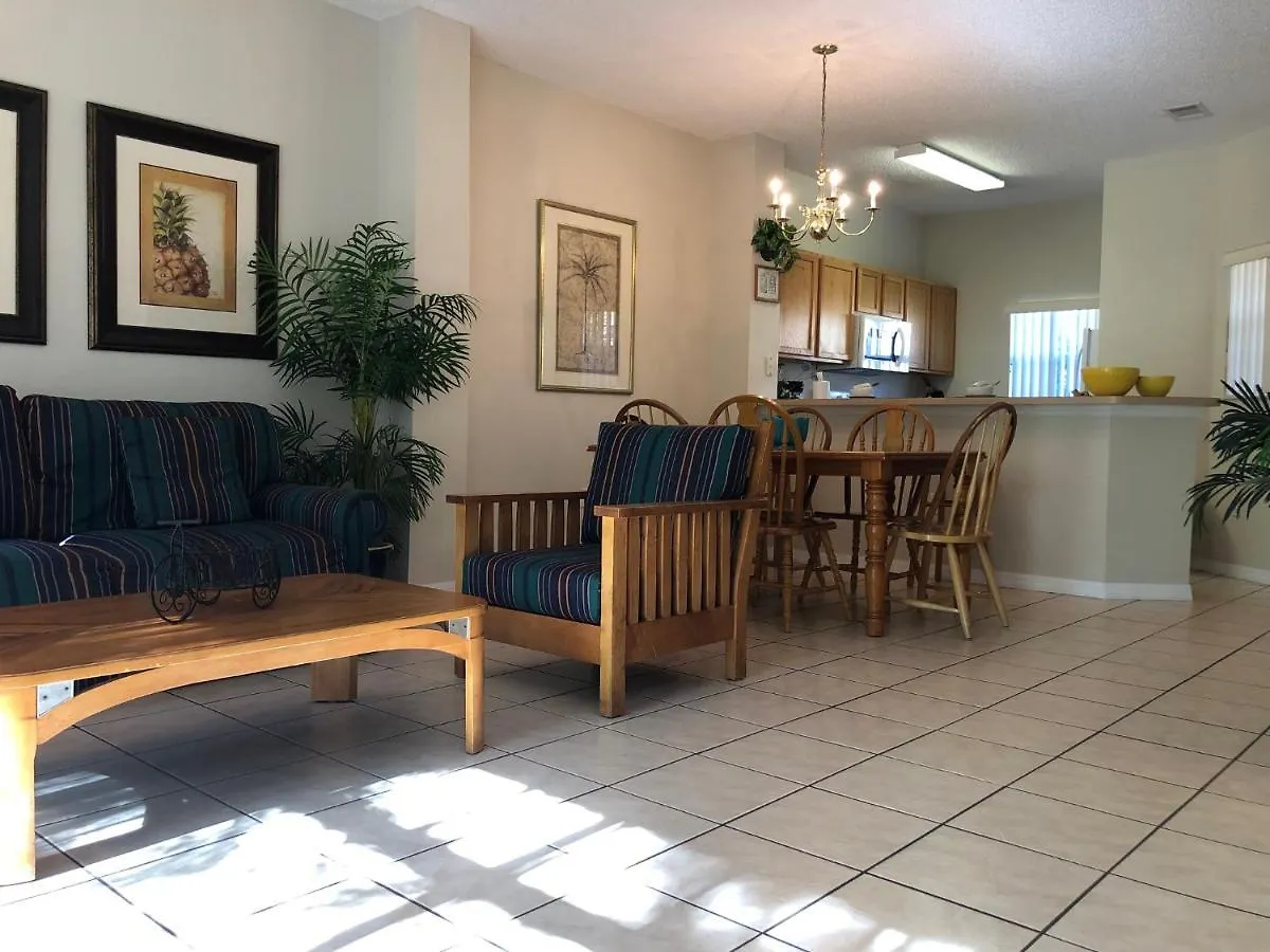 Holiday home Gated Emerald Island Townhome, Overlook Pool, 3 Miles To Disney, Rent By Owner Kissimmee