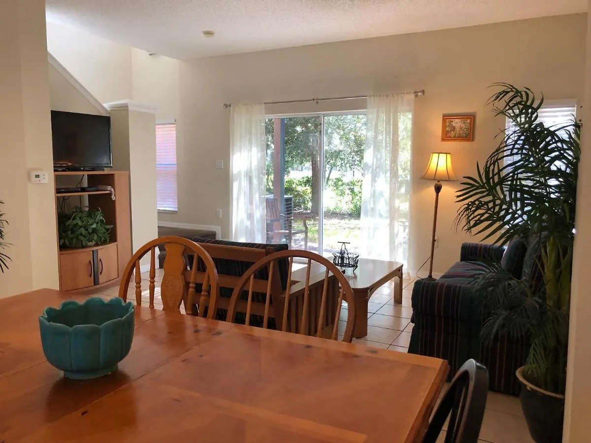Gated Emerald Island Townhome, Overlook Pool, 3 Miles To Disney, Rent By Owner Holiday home *