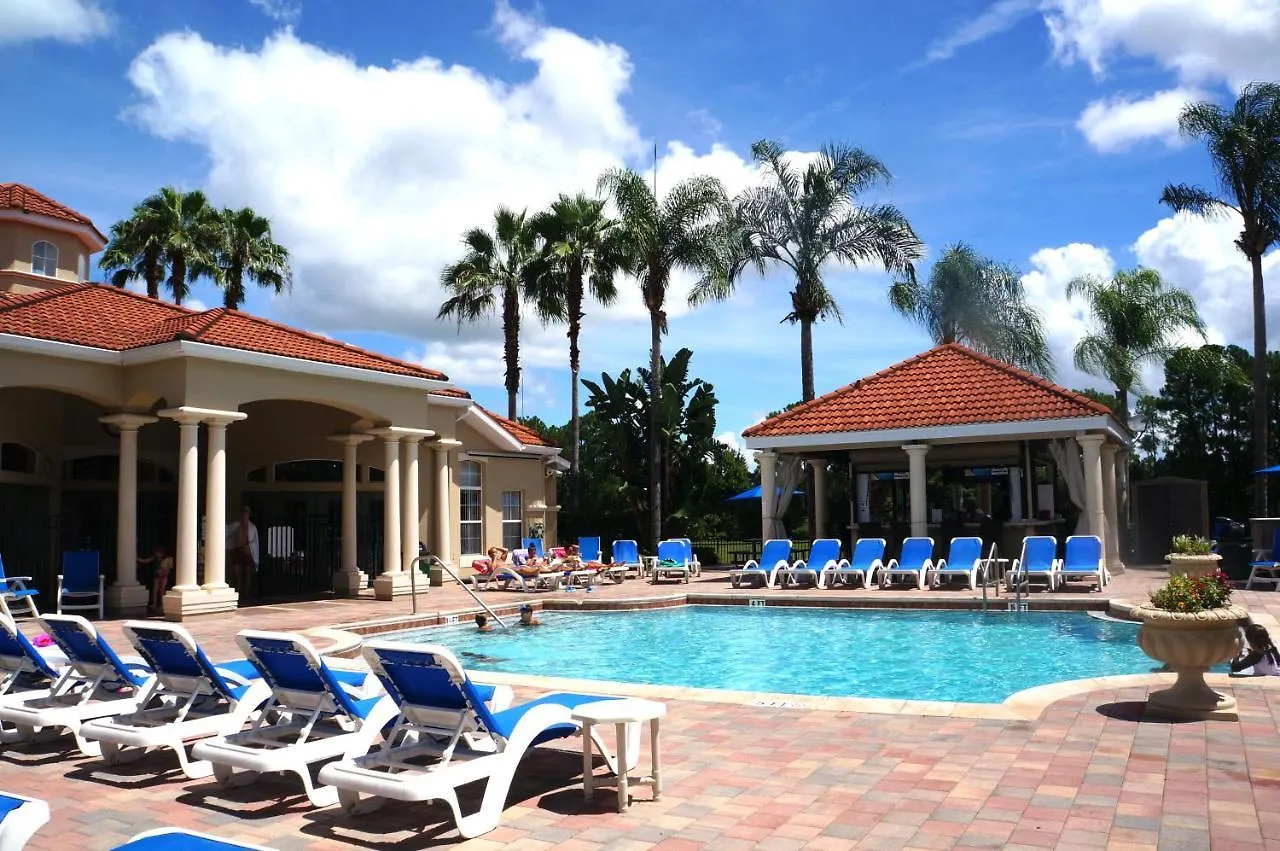 Gated Emerald Island Townhome, Overlook Pool, 3 Miles To Disney, Rent By Owner Holiday home *