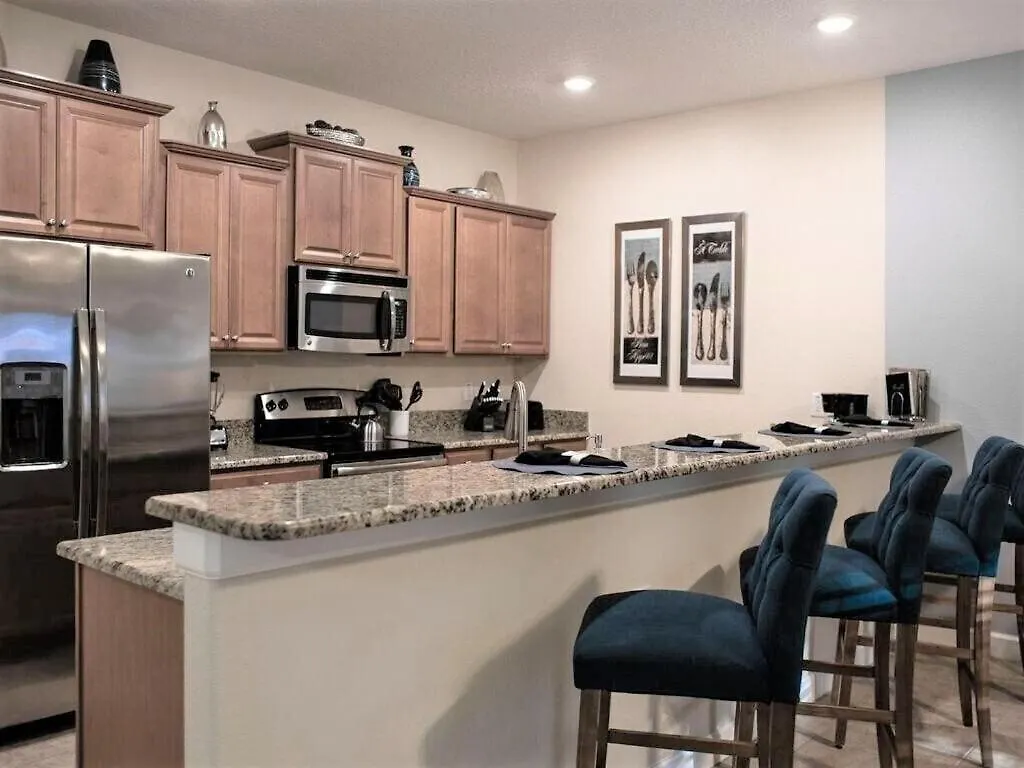 Frozen Retreat With Private Pool & Baby Gear Near Disney World Apartment Kissimmee