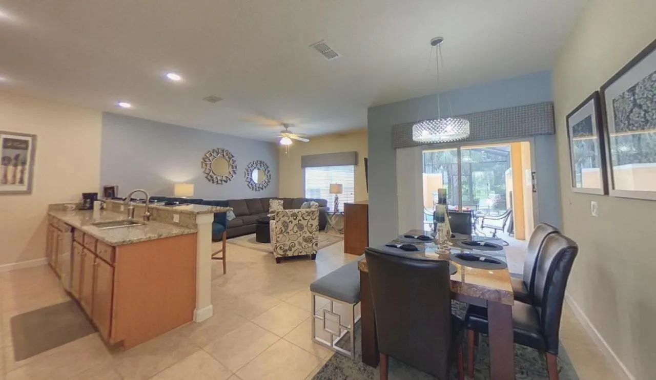 Apartment Frozen Retreat With Private Pool & Baby Gear Near Disney World