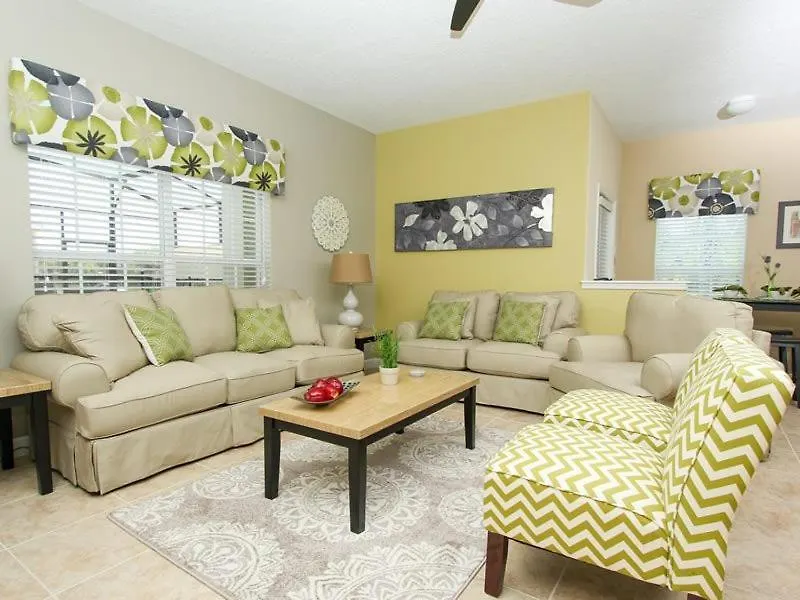 Stunning 5 Bedroom 4 Bath Townhome In Paradise Palms
