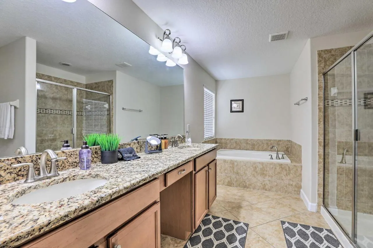 Paradise Palms With Pool, 6 Mi To Disney! Kissimmee