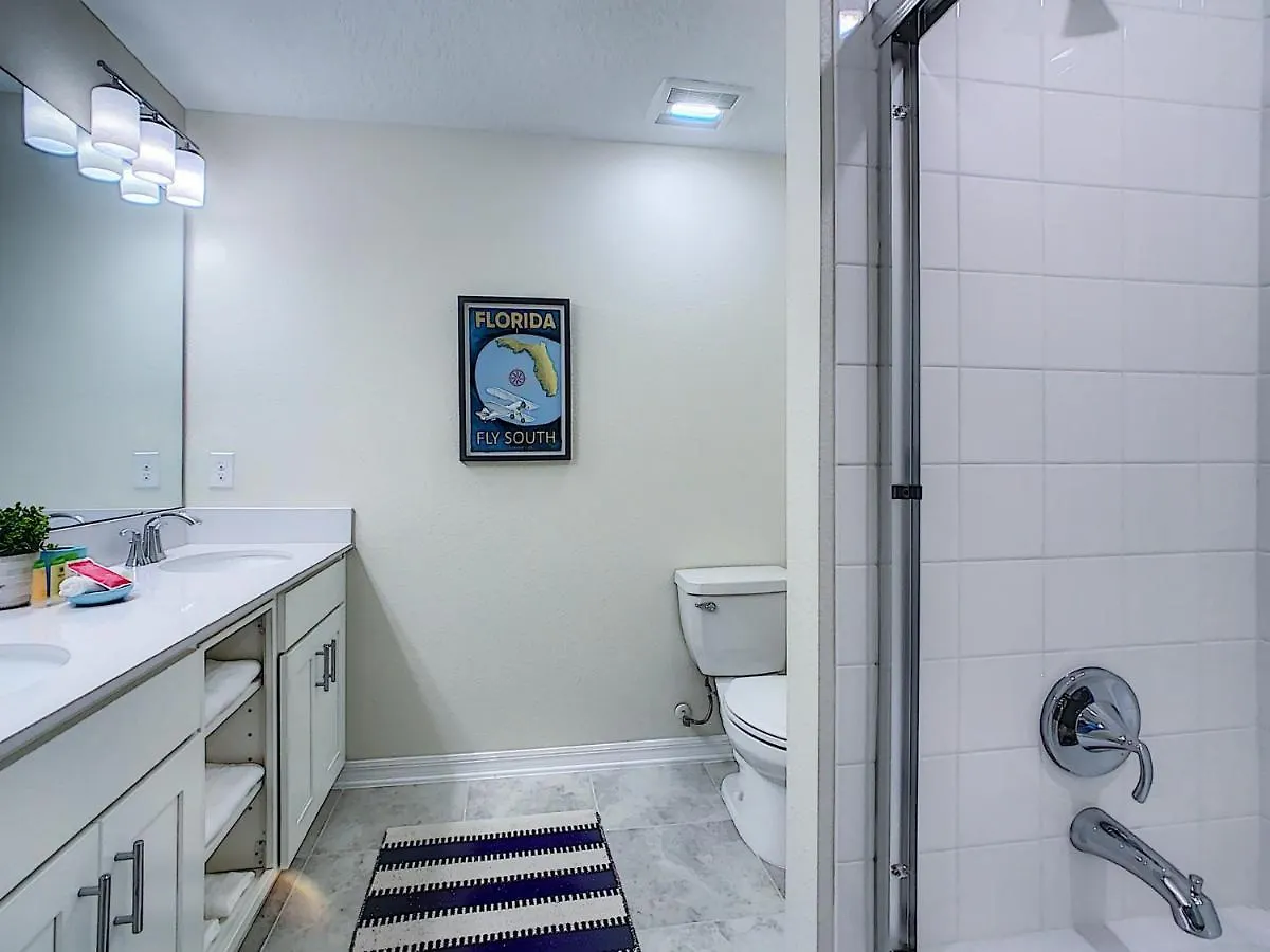 Updated Condo, 5 Mi To Disney, On-site Water Park Apartment
