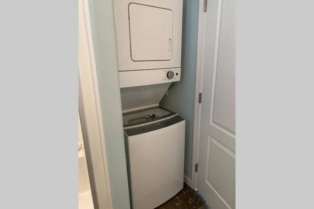 Cozy Tiny Near World & Orlando Parks! Holiday home