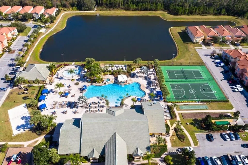 5 Bed 4 Bath Town With South Facing Pool Townhouse Feriehus Kissimmee