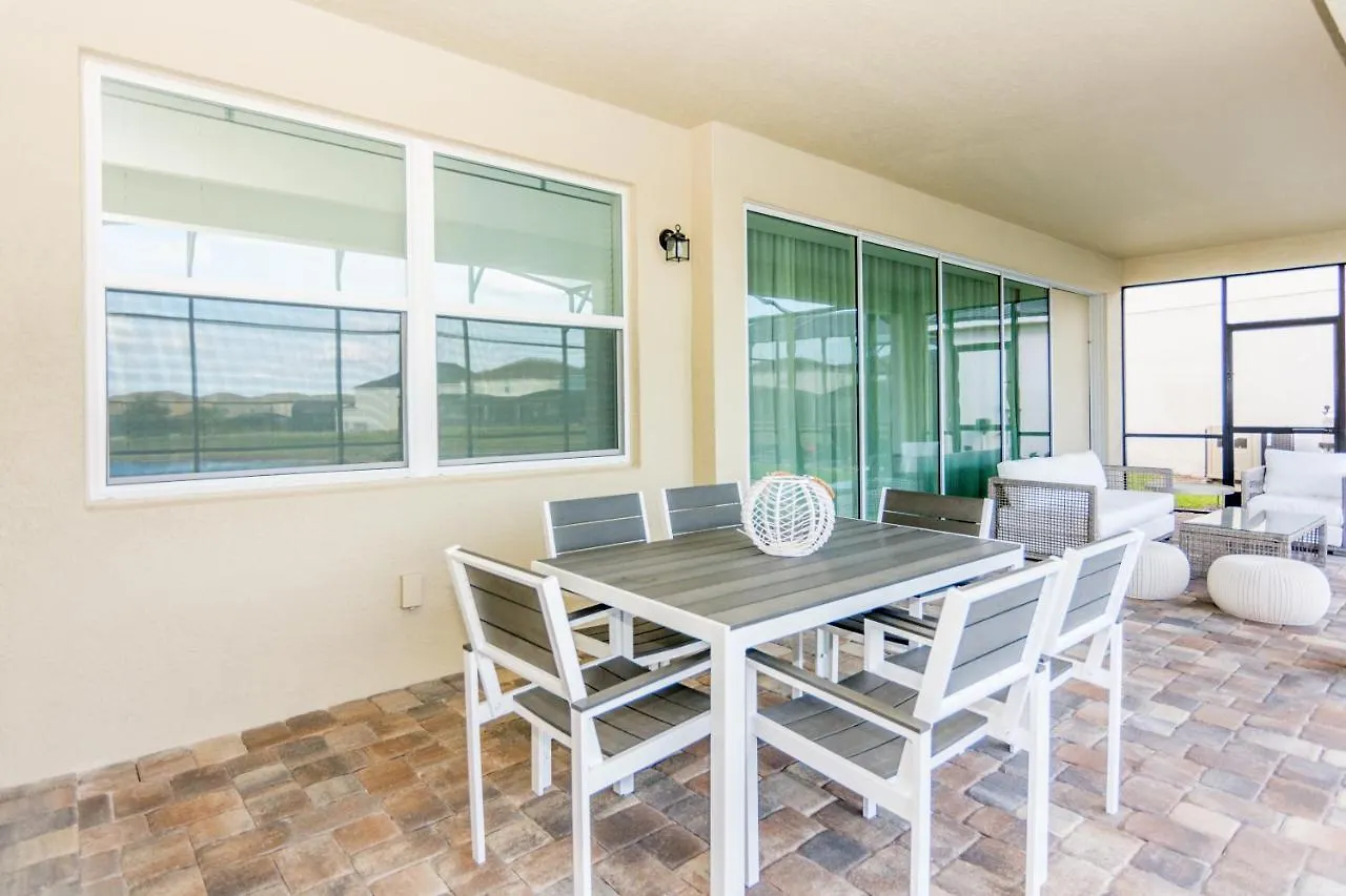 Holiday home Brand New 9 Bedrooms House With Private Pool, Star Wars Game Room, Theme And View Sa2145