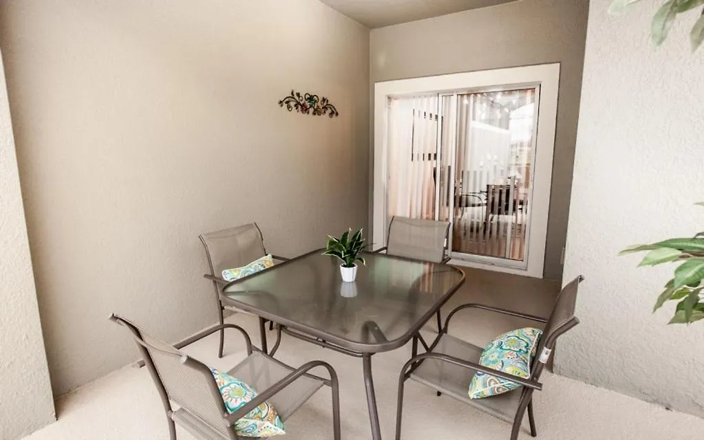 Storey Lake-4 Bedroom Townhome W/splashpool-1633st