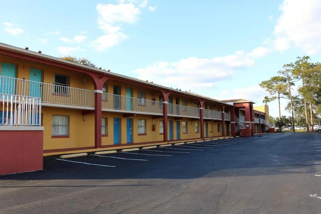 Howard Johnson By Wyndham Front Park Motel Kissimmee