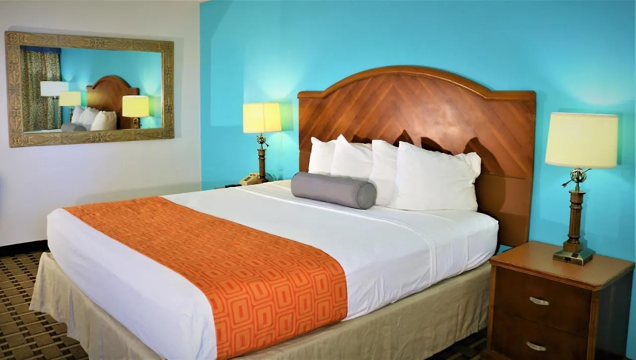 Howard Johnson By Wyndham Front Park 2*
