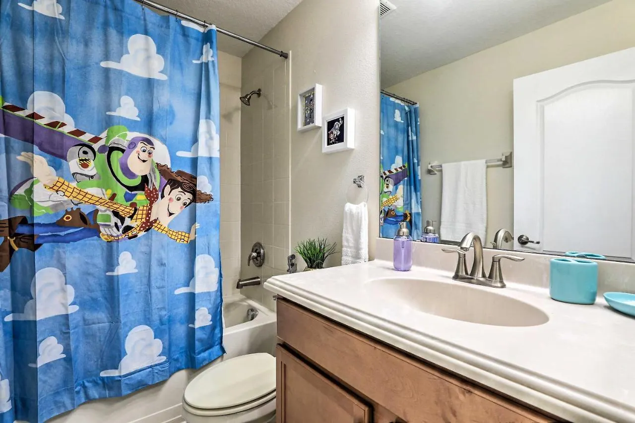 Paradise Palms With Pool, 6 Mi To Disney! Kissimmee