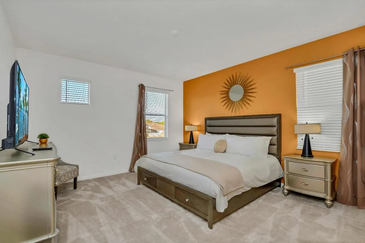 Holiday home 8Br Mansion - Family Luxury Resort - Sleeps 16 - Private Pool And Games Room! Kissimmee