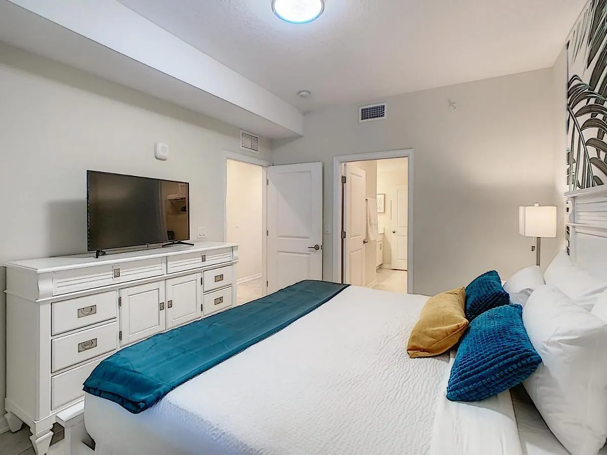 Apartment 3150 Paradox Circle 107 *