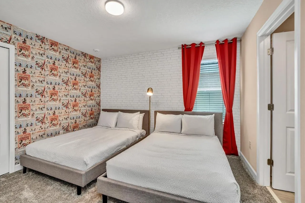 Holiday home Wprivate Pool & Game Near