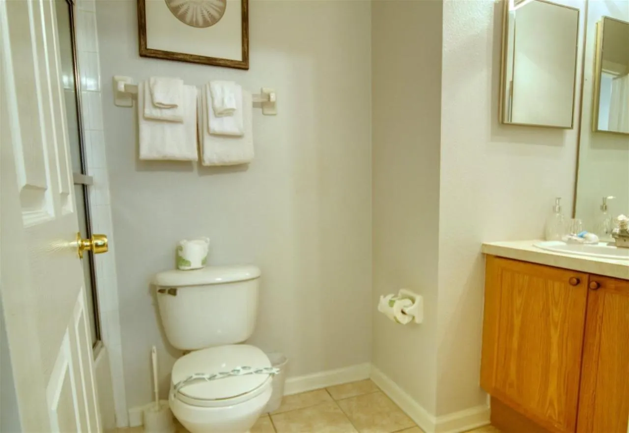 5 Bedroom 3 And Half Bathroom Luxury At Windsor Palms *