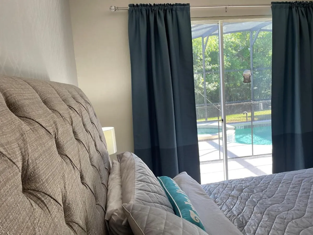 Large 6br Themed Family Near World *
