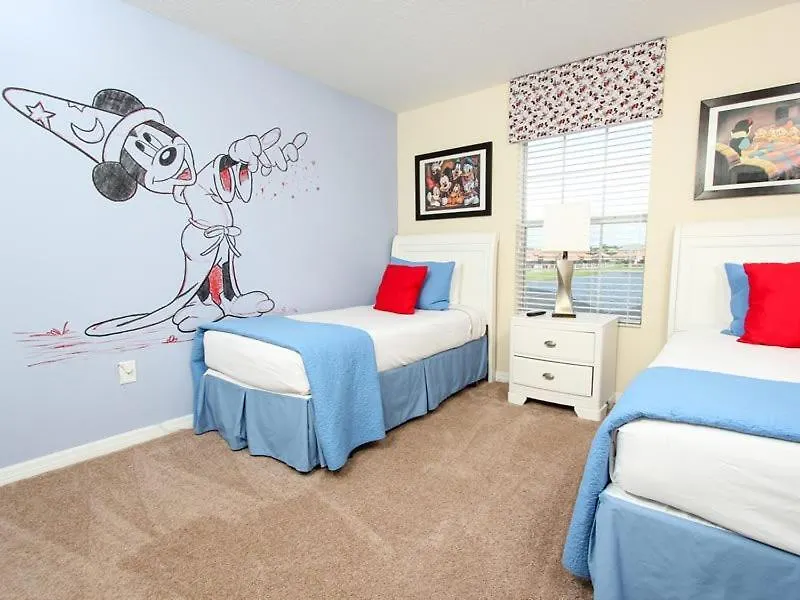 Lovely 4 Bedroom 3 Bath Town House Features The Comforts Of