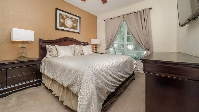 Holiday home 1 Mile To 4 Bedroom 4 Bath Pool In The Windsor Hills *