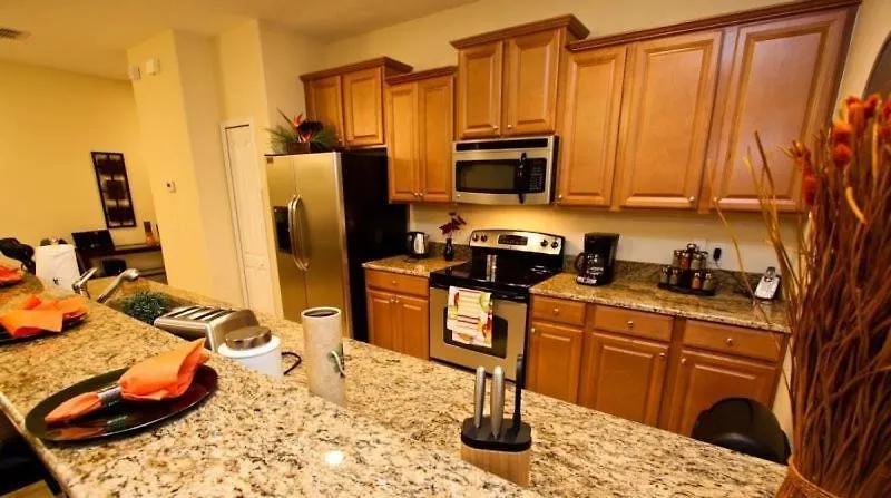 Holiday home Beautiful 4 Bedroom 3 Bath Town In Paradise Palms *
