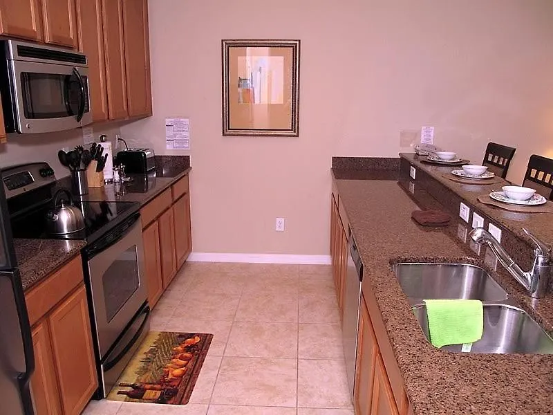 4 Bedroom 3 Bath Town House In Kissimmee Orlando