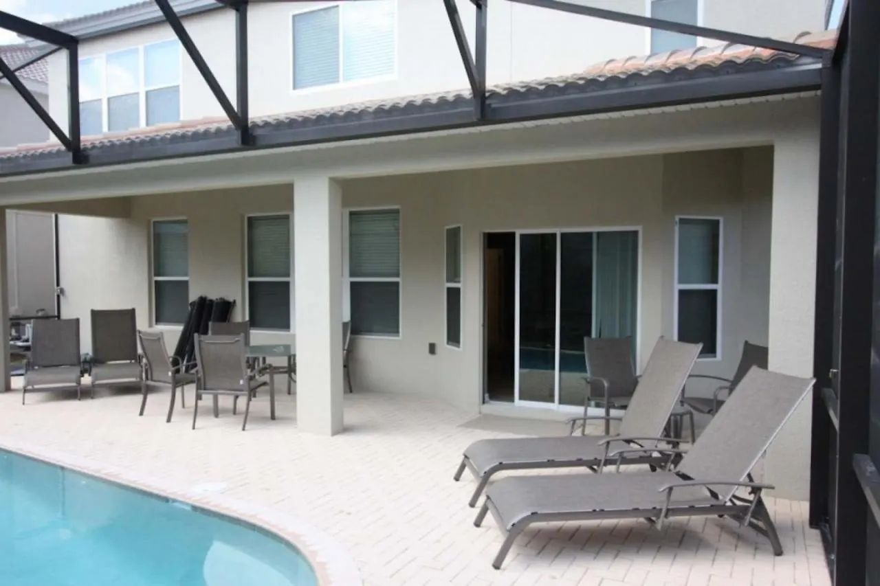 Stunning 6 Bedroom 4 Bath Villa With Private South Facing Pool Holiday home Orlando