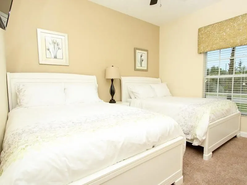 Stunning 5 Bedroom 4 Bath Townhome In Paradise Palms Holiday home