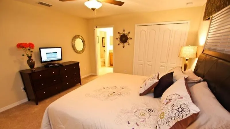 Holiday home Beautiful 4 Bedroom 3 Bath Town In Paradise Palms Orlando