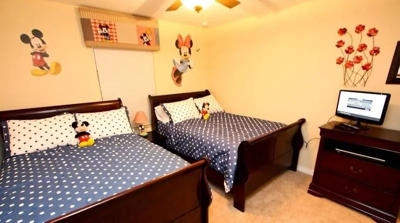 Beautiful 4 Bedroom 3 Bath Town In Paradise Palms * Orlando