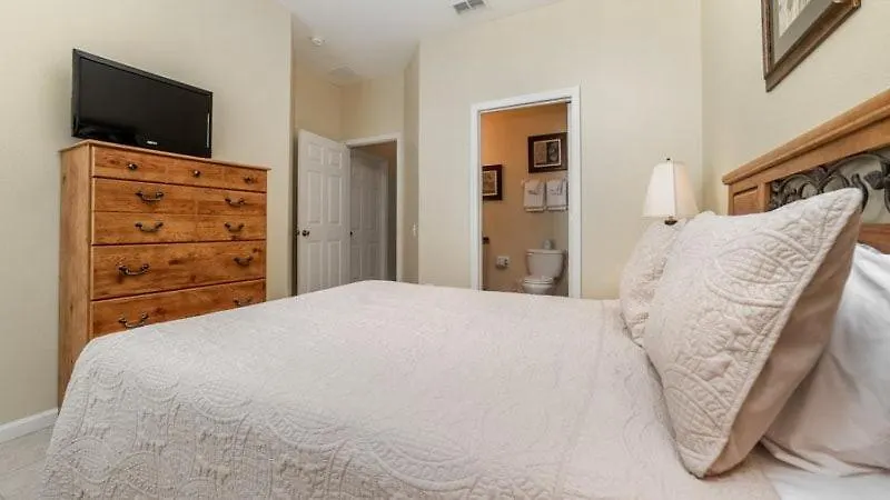 5 Bedroom Pool In Windsor Palms Gated Holiday home