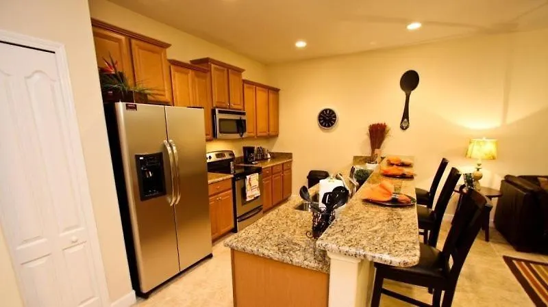 Holiday home Beautiful 4 Bedroom 3 Bath Town In Paradise Palms *