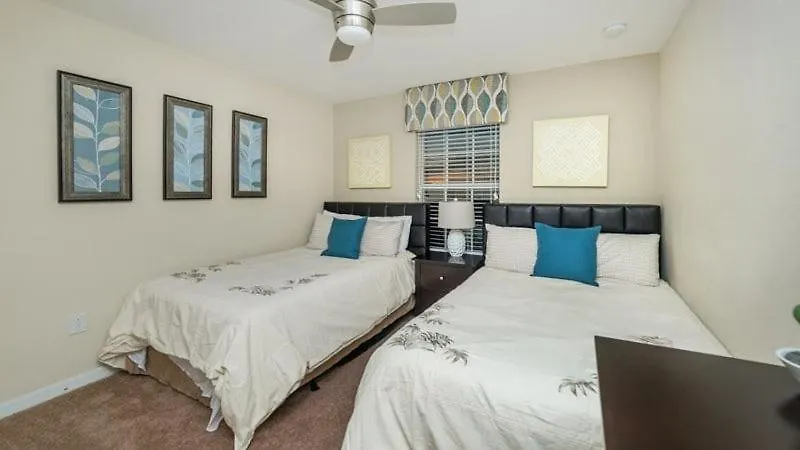 Beautiful 4 Bedroom Town House In The Fantastic Paradise Palms * Orlando