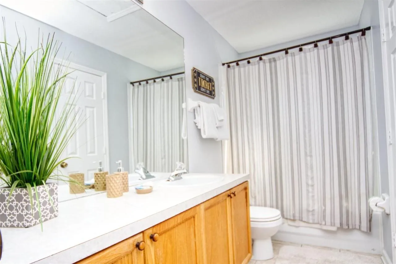 5 Bedroom 3 And Half Bathroom Luxury At Windsor Palms Vakantiehuis