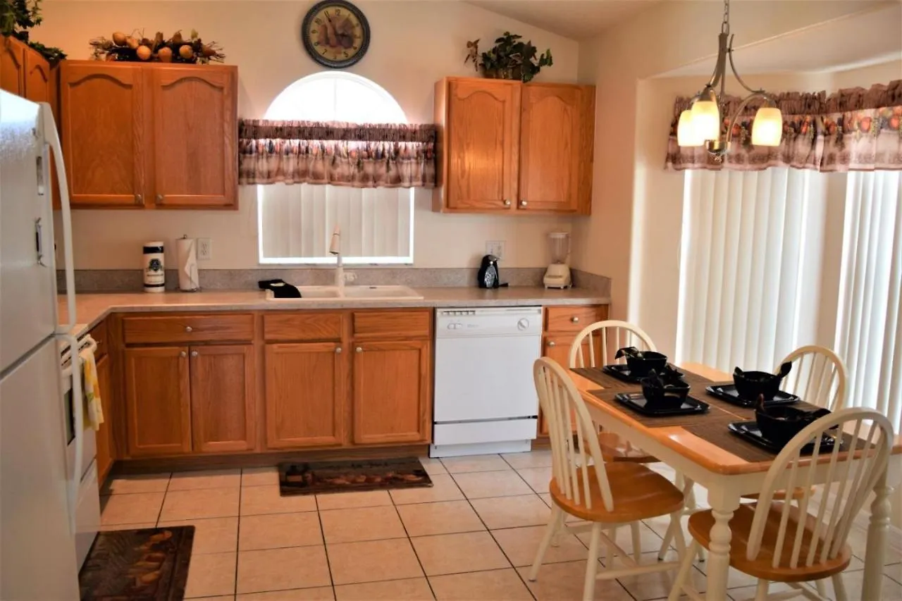 Indian_creek_8068 Holiday home *