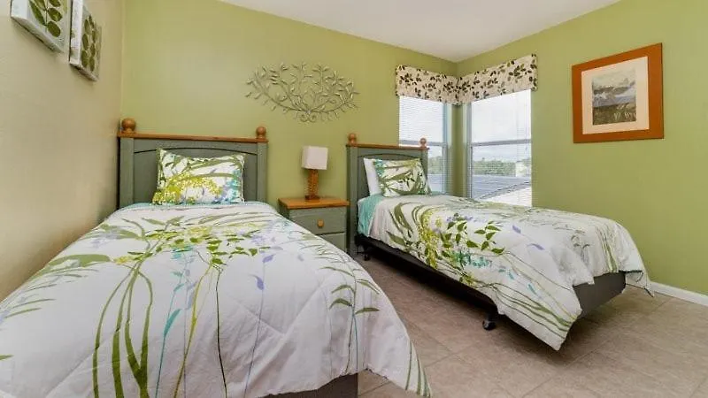 Holiday home 5 Bedroom Pool In Windsor Palms Gated