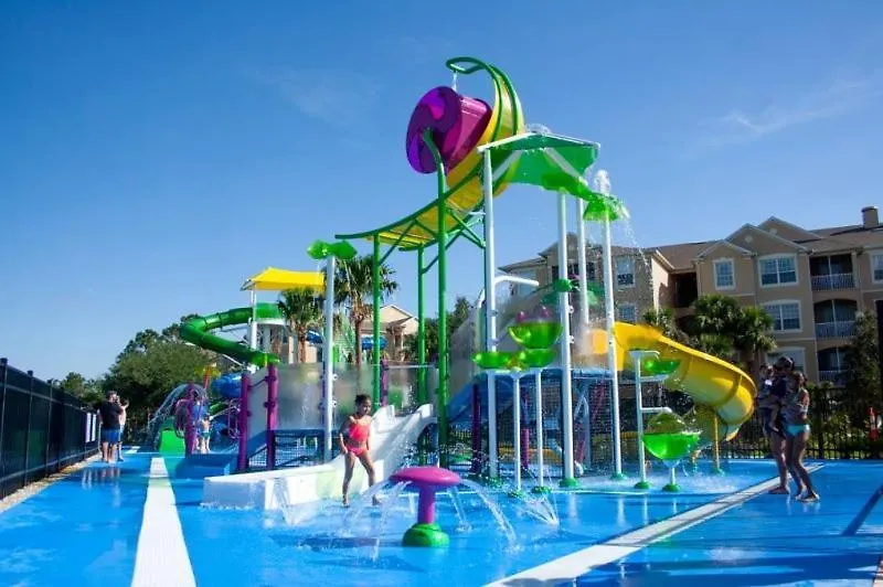 Semesterbostad 3 Bedroom 3 Bath Townhome With Splash Pool In Windsor Hills Orlando